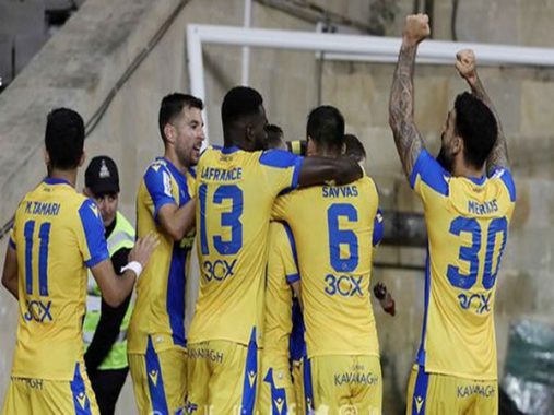 Dự đoán trận đấu giữa APOEL vs Ajax (2h00 ngày 21/8)