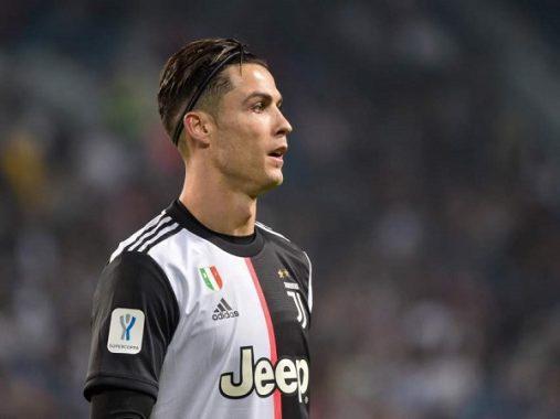 Tin bóng đá Italia 28/3: Ronaldo có thêm 1 hành động đẹp giữa mùa COVID-19