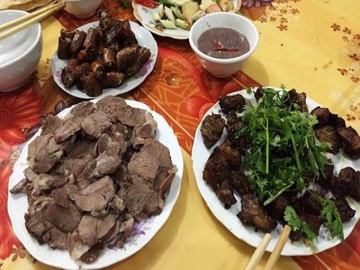 Mộng mơ thấy thịt chó đánh ngay con xổ số nào là may mắn