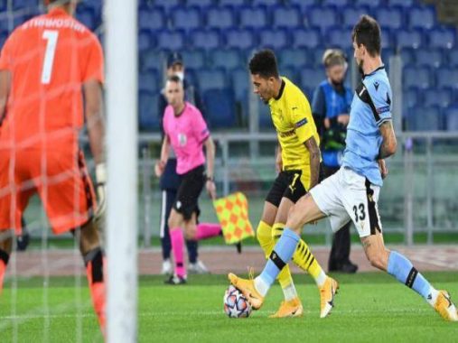 Bóng đá Anh tối 24/10: Jadon Sancho bất ổn sau khi hụt đến MU