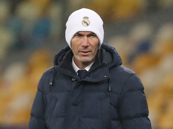 Tin bóng đá sáng 8/12: Juventus vẫn tơ tưởng Zidane