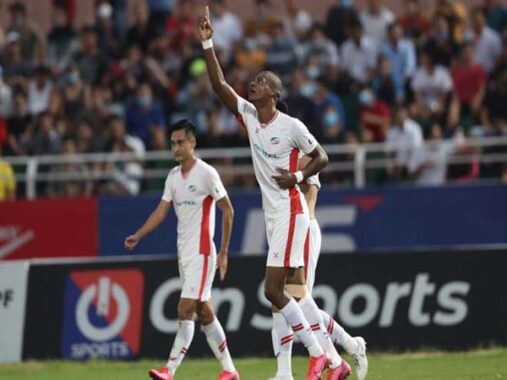 Bóng đá Việt Nam 4/1: Hà Nội FC chiêu mộ “bom tấn” Bruno