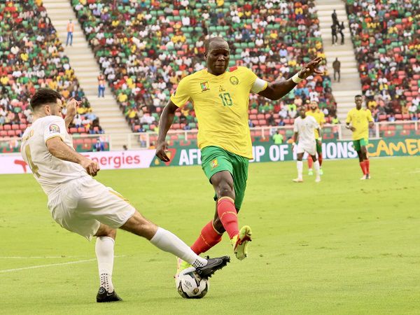 Tin HOT bóng đá 18/1: Cameroon giành vé vào vòng trong