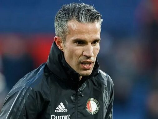 Chuyển nhượng bóng đá Anh 4/4: Ten Hag đưa Van Persie trở lại MU