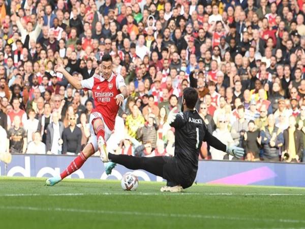 Bóng đá Anh 17/10: Arsenal có khởi đầu tốt nhất trong lịch sử