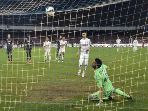 Panenka là gì? Hướng dẫn cách thực hiện cú sút này