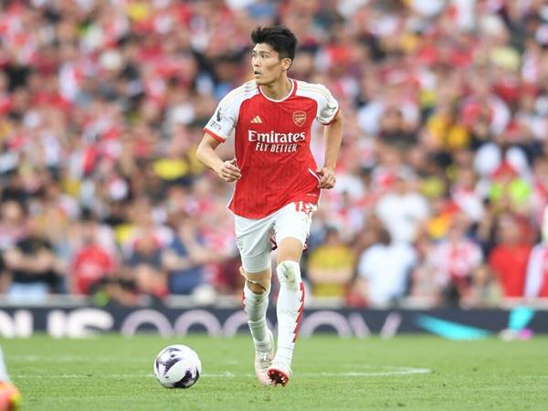 Bóng đá Anh 23/7: Fan Arsenal đòi tống khứ ngôi sao Nhật Bản