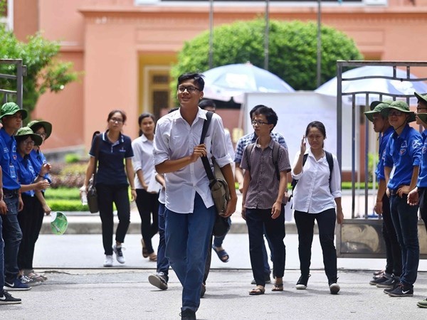 Nằm mơ thấy đi thi mang điềm báo gì có số gì phát lộc