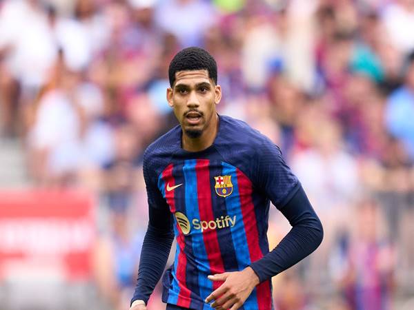 Những trận đấu đáng quên nhất của Araujo