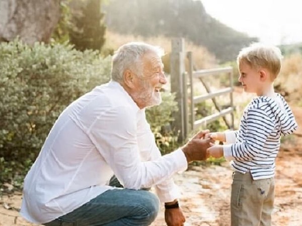 Nằm mơ thấy ông nội đã mất có số gì phát tài phát lộc