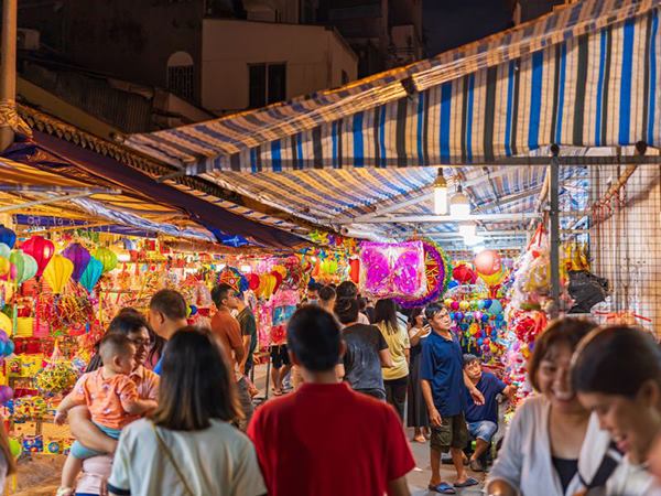 Mơ thấy nhiều người là điềm gì, chọn con gì số gì may mắn?